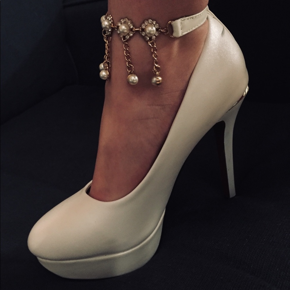 High heels pumps pearl white bridal closed toe 8
